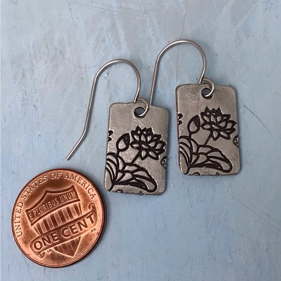 New Sundance Charm silver earrings - Picture 5 of 6